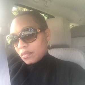 Meet your Posher, Toya